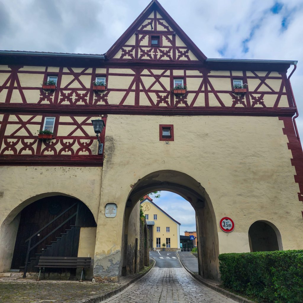 Town Gates, Oschenfurt
